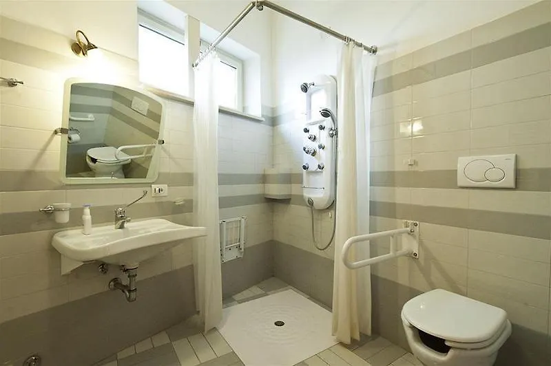 B&B La Porta Rom 3*,